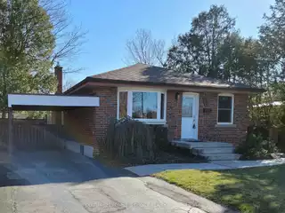 1482 Fisher Ave [W8094158]