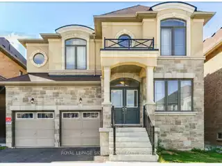 43 Hopevalley Cres [W7381270]